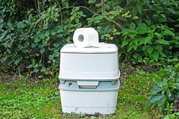 Best Portable bathroom rental  in Ovid, MI